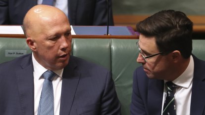 Smith backs Dutton’s nuclear push as colleagues dodge debate