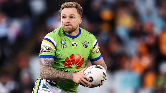 Raiders drop Blake Austin to bench, recall Sam Williams for Bulldogs