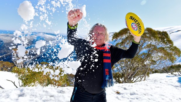 Demons fan Ian White lapped up the record snowfalls at Hotham Alpine Resort despite Melbourne's footy finals appearance.