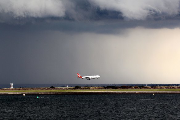 A relocation to Melbourne would directly impact on 65 of the 130 air traffic controllers in Sydney.