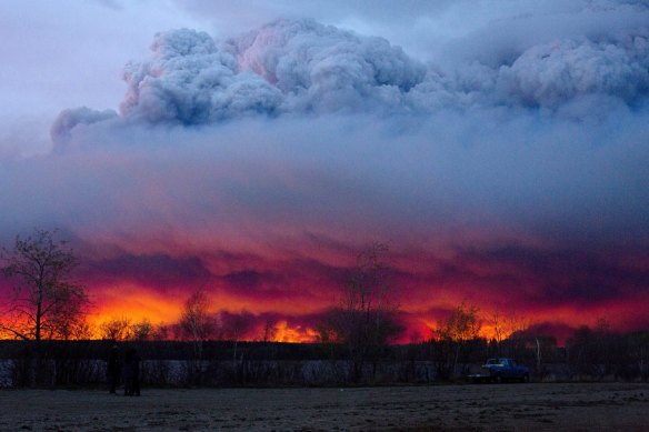 Fires in the northern hemisphere's boreal forest will add to the atmosphere's carbon dioxide emissions.