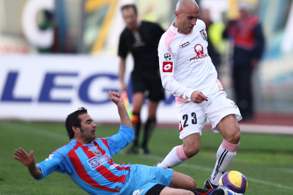 Mark Bresciano playing for Palermo – against Catania – back in 2007 in a Sicilian derby at the Stadio Angelo Massimino.