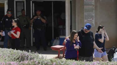 El Paso Walmart Shooting Multiple People Dead Suspect In Custody