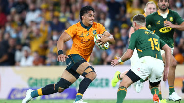 Pete Samu makes a run against South Africa in the Rugby Championship. 