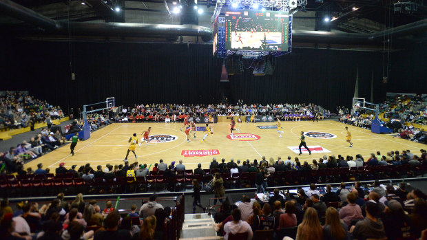 Setting the scene: A good crowd in attendance for the NBL Blizt match between Perth Wildcats and Sydney Kings at the Derwent Entertainment Centre in Hobart.