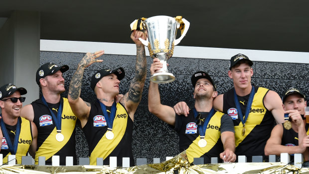 The 2020 Tigers celebrate on the Gold Coast. 