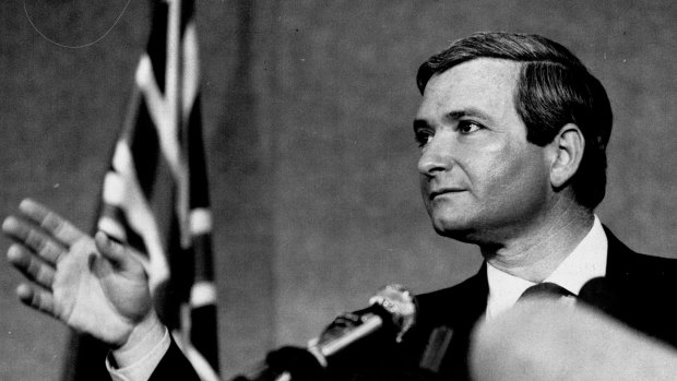 Nick Greiner's minority government persevered between 1991 and 1995 with the support of four lower house independents who were responsible, reasonable and committed to stable government.