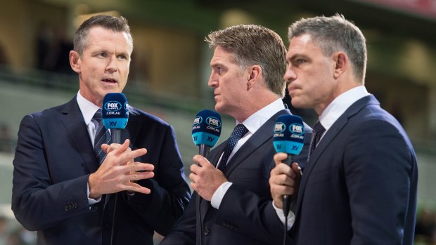 Tim Horan (middle) says World Rugby is about to hand out loans to tier one nations. 