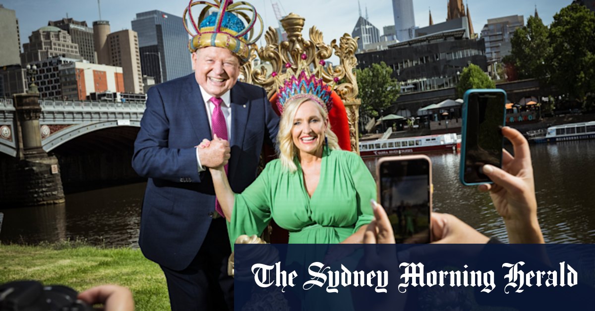 Moomba 2022: Peter Hitchener and Fifi Box named festival monarchs - Vimarsana News