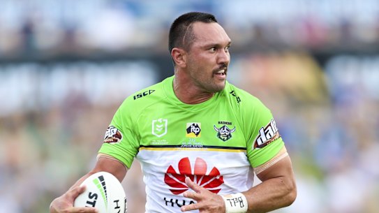 Jordan Rapana is set to make a shock switch to rugby in Japan.