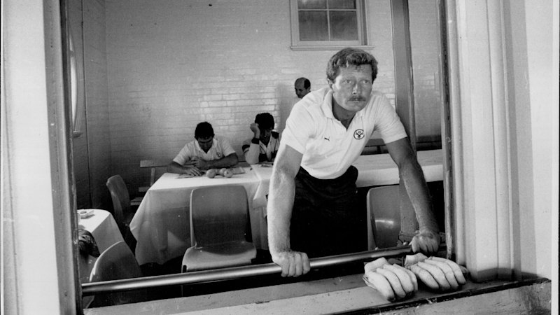 Former Australian Test spinner Peter Taylor laments ‘sad’ decision to go without a spinner at the SCG for the first time since 1888