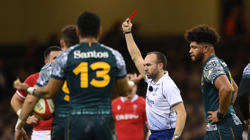 Referee Left Speechless After Player Brilliantly Declined Yellow