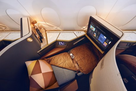 Etihad Airways’ B787 lie-flat business class seat is supremely comfy.