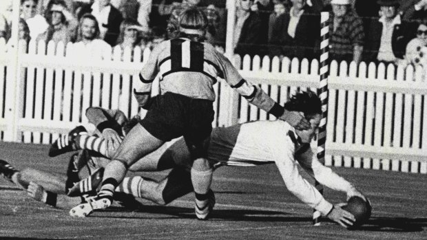 Geoff Carr scores for the Dragons against Cronulla in 1971.
