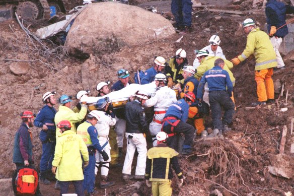 Pat Jones was the ACT's chief firefighter when he responded to the 1997 Thredbo landslide. 