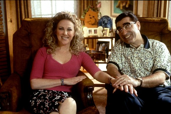 Catherine O’Hara as Cookie Fleck with Eugene Levy as Gerry Fleck in Best in Show.