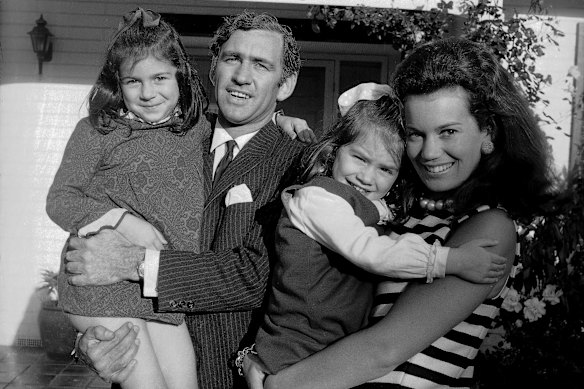 Andrew Peacock with his wife Susan and two of their three children, Caroline, 5, and Ann, 4.