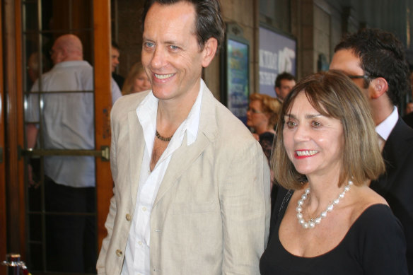 Grant and his wife Joan Washington at the Australian premiere of Spamalot in 2007.