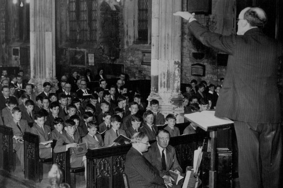 William McKie conducting the rehersal of the coronation choir.