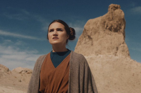 Maxine Phoenix stars in "Kenobi", a fan-made Star Wars live-action short that has more than 5.7 million views on YouTube. 