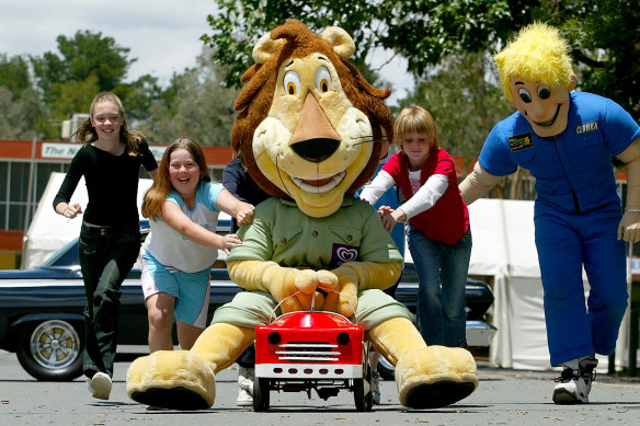 Very distracting: The ‘Paddle Pop Lion’ entertaining children in 2004.