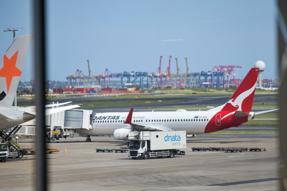 The aviation industry has stressed more care be given to the context of the four unrelated mechanical faults that plagued Qantas this week.