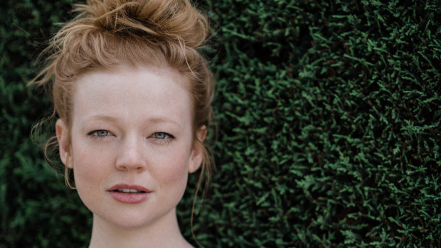 Recognised in a hippie shop, the very busy Sarah Snook has moved to Brooklyn.