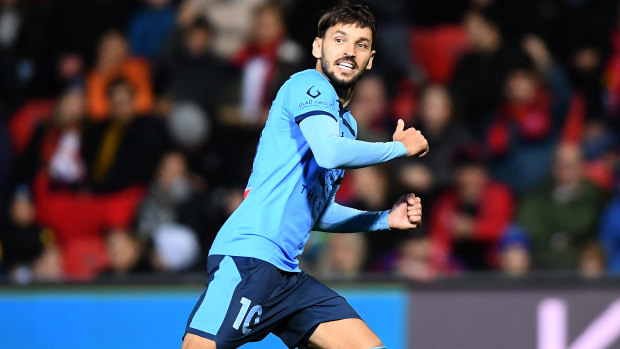 Sydney FC’s Milos Ninkovic was forced to leave the field with a hamstring injury.