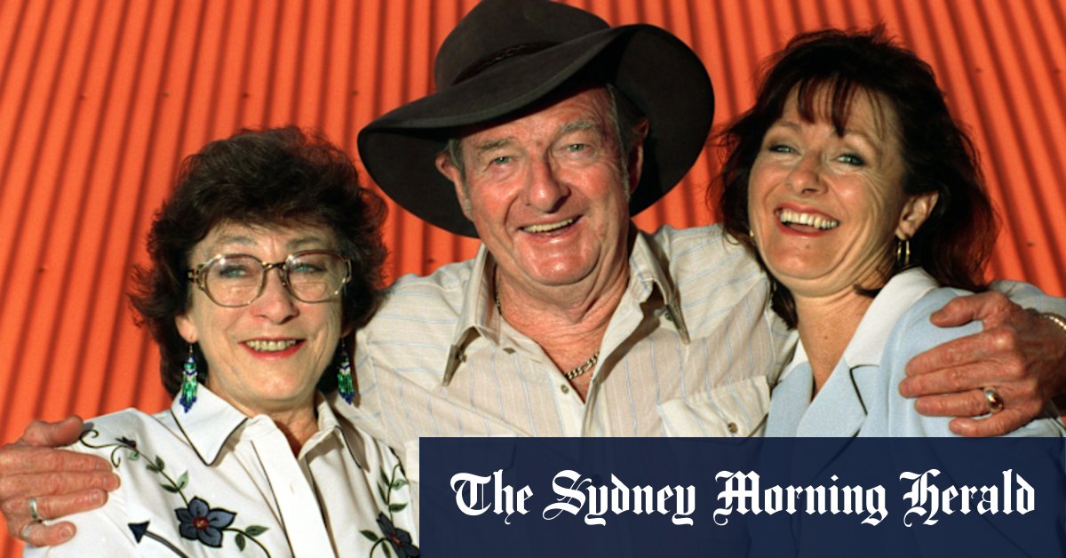 Joy McKean: Country musician wrote hits for husband Slim Dusty - Vimarsana News