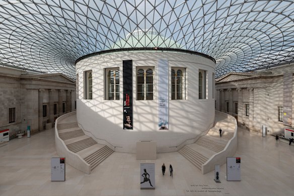 The British Museum’s Great Court is enclosed by a spectacular glass roof and was designed by Foster and Partners.