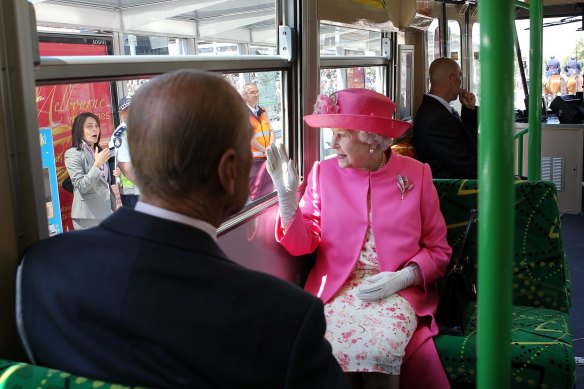 On a visit to Melbourne the Queen rode the tram from Federation Square to Government House.