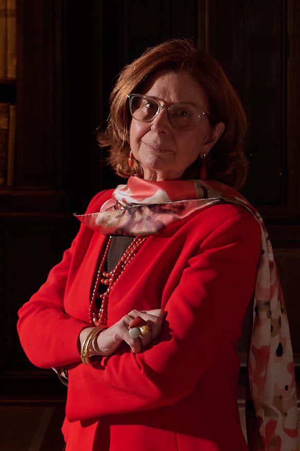 Fiorenza is a former merchant banker and chartered accountant from Queensland.