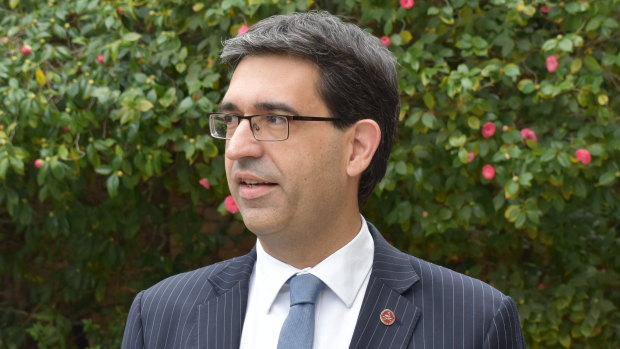 Liberal upper house MP Nick Goiran has called for the resignation of a Labor MP from Parliament's CCC oversight committee.