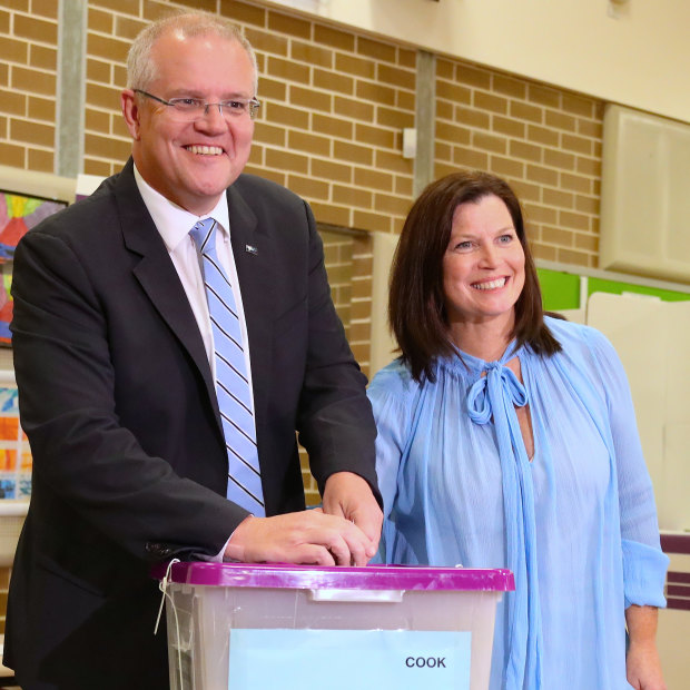 Scott Morrison and wife Jenny on polling day in 2019. While polls and betting markets missed the result, economic models picked a Coalition victory.
