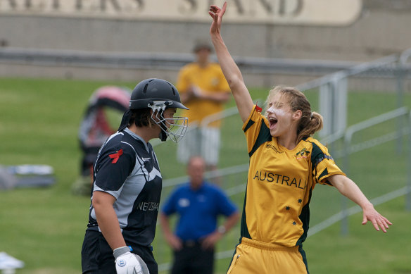 There were few people watching in the stands at North Sydney Oval in 2009 when a young Ellyse Perry was in action at the ICC Women's World Cup.
