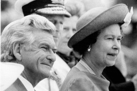 Bob Hawke  with the Queen at the unveiling of the National Naval Memorial in Canberra in March 1986. 
