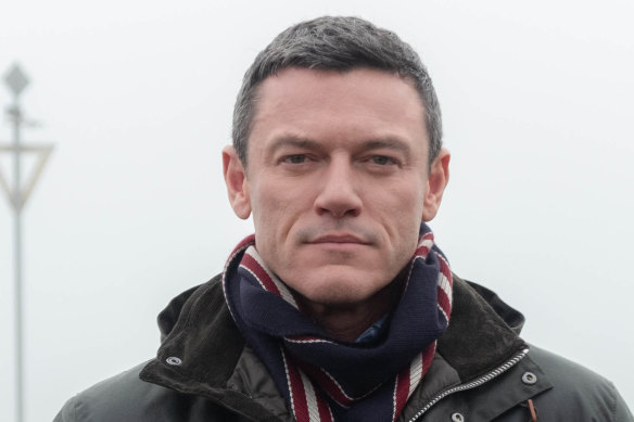 The newly appointed, tightly wound DCS Steve Wilkins (Luke Evans) deals with a cold case on the south-west coast of Wales in The Pembrokeshire Murders.