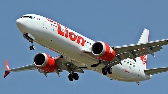 'All dead': Lion Air flight crashes in Indonesia