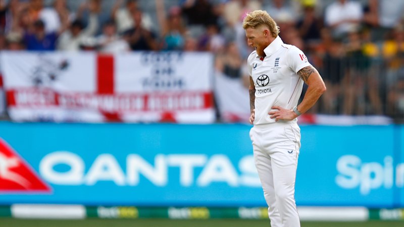 Angleška testna reprezentanca v sporu z nekdanjimi igralci, grozi vojna