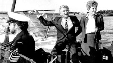 PM Bob Hawke and Hazel travel by Navy launch to the Sydney Opera House, June 23, 1987.