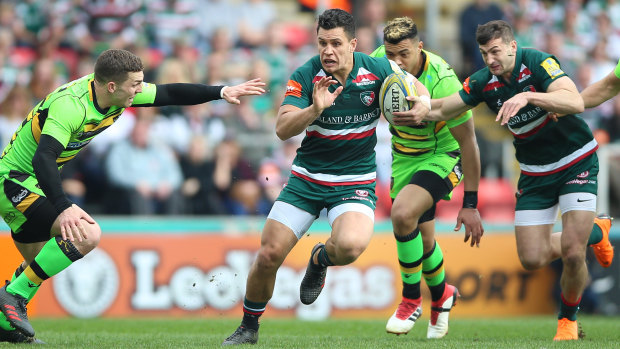 He once wore the green, red and white and Matt Toomua doesn't want England's Leicester players to forget him. 