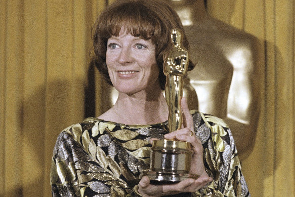 Maggie Smith holds her Oscar for best supporting actress in the film California Suite in 1979.