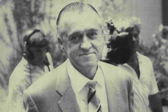 Former Queensland police commissioner Terry Lewis outside the Fitzgerald inquiry in 1988. He went on to be jailed for corruption. 