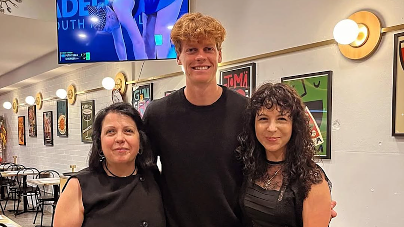 The suburban pizza shop attracting the Australian Open’s heavy hitters