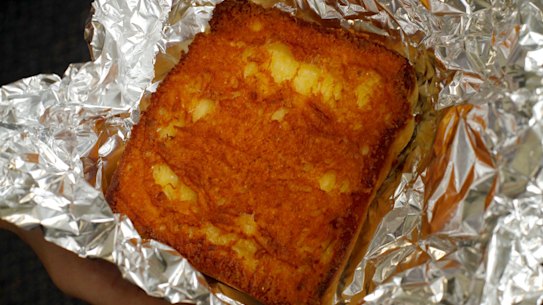 Sizzler’s iconic cheese toast