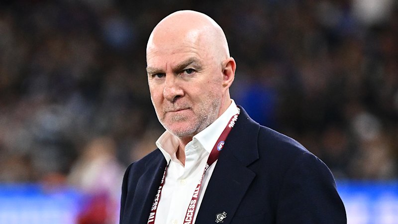 Inside the Carlton rooms after their latest fadeout leaves Voss in the gun