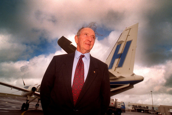 Max Hazelton launched Hazelton Airlines in 1953.