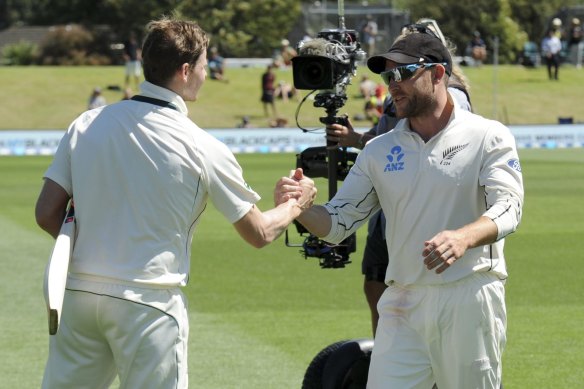 Steve Smith shakes hands with the retiring Brendon McCullum after Australia’s previous Test in Christchurch in 2016.