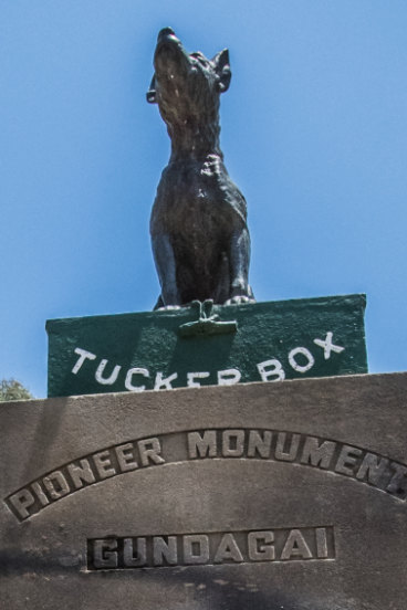 Gundagai S Iconic Dog On The Tuckerbox Targeted By Nasty Vandals