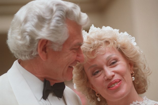 Bob Hawke and Blanche D’Alpuget during thee press conference after their wedding at the Ritz-Carlton Double Bay.